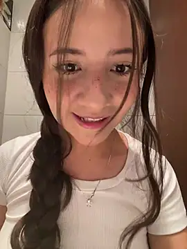 Snapshot of AmyPalacioss chatting on 3, 5, 2026 AmyPalacioss online show from 3, 5, 2026