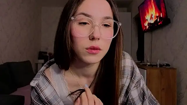 Honey Peachy online show from 27, 4, 2026