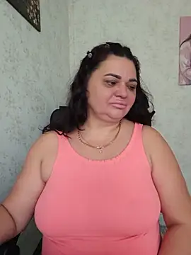-CUTE-EVVIL- online show from 21, 6, 2026
