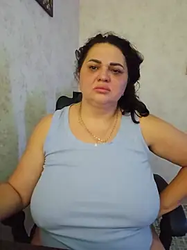 -CUTE-EVVIL- online show from 19, 7, 2026
