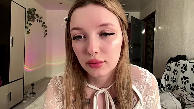 Snapshot of Elinthegreat chatting on 10, 5, 2026 Elinthegreat online show from 10, 5, 2026