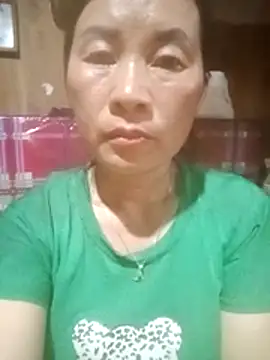 Snapshot of Lella_01 chatting on 1, 6, 2026 Lella 01 online show from 1, 6, 2026