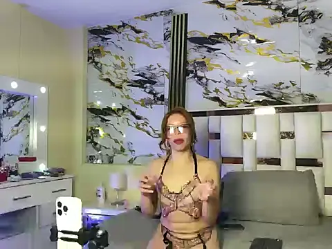 lyra-marco online show from 26, 4, 2026