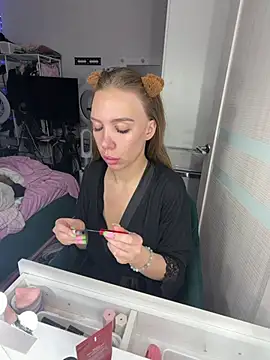 Snapshot of AddisonHux chatting on 25, 7, 2026 AddisonHux online show from 25, 7, 2026