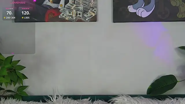 Snapshot of AddisonHux chatting on 9, 8, 2026 AddisonHux online show from 9, 8, 2026