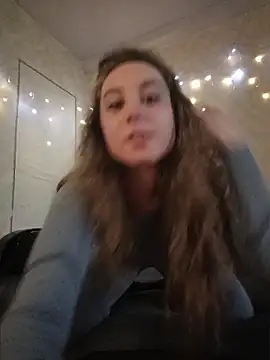 -NicoleSmith- online show from 30, 4, 2026