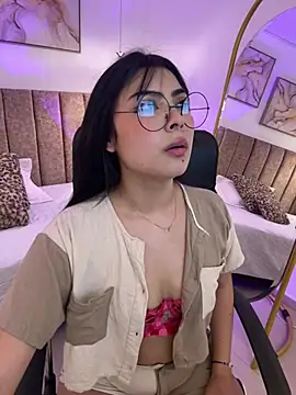 SofiVelvet  online show from 1, 5, 2026