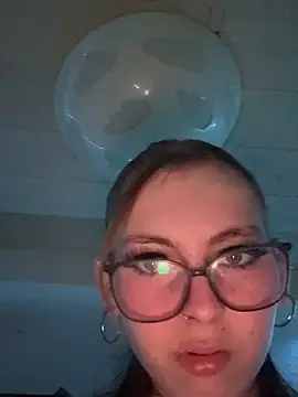 Lina-420 online show from 14, 5, 2026