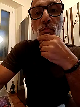 Snapshot of circusmale chatting on 28, 4, 2026 circusmale online show from 28, 4, 2026