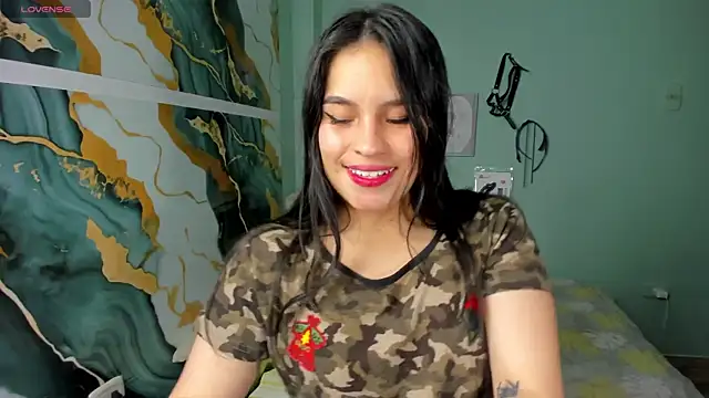 Snapshot of Ariadna_Dawson07 chatting on 15, 7, 2026 Ariadna Dawson07 online show from 15, 7, 2026