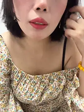 Snapshot of milkwine chatting on 5, 5, 2026 milkwine online show from 5, 5, 2026