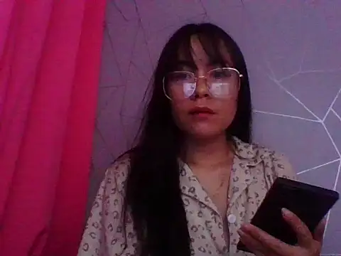 Snapshot of Bad_bish21 chatting on 11, 6, 2026 Bad bish21 online show from 11, 6, 2026