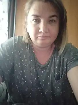 MiyaOlliver online show from 14, 7, 2026