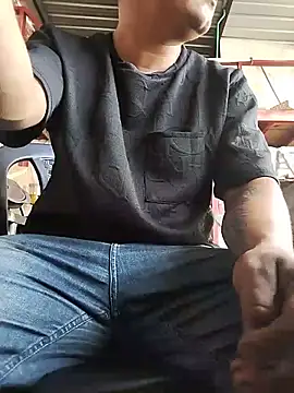 Snapshot of loboye chatting on 1, 6, 2026 loboye online show from 1, 6, 2026