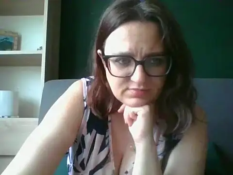 Snapshot of sensual_paris chatting on 10, 6, 2026 sensual paris online show from 10, 6, 2026