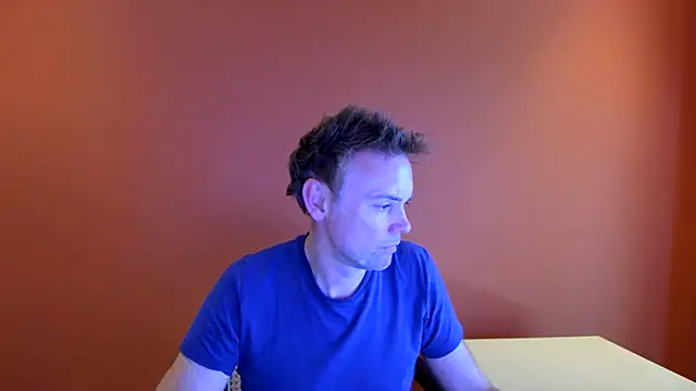 BronzeShowtime67 online show from 30, 4, 2026