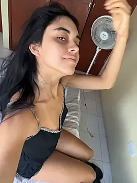 mia moonna online show from 13, 6, 2026