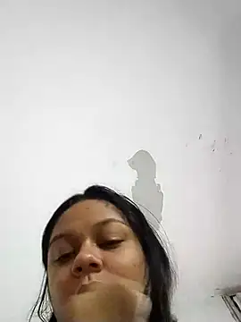 zoehot07 online show from 27, 4, 2026