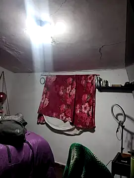 sophia forest online show from 30, 4, 2026