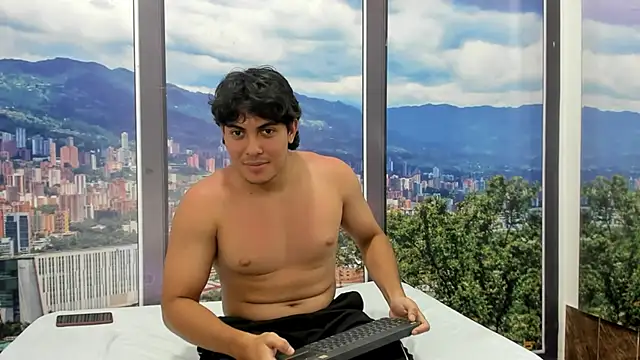 LunnaAndLiam online show from 13, 5, 2026