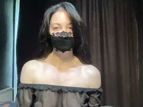 LillyRoux  online show from 29, 4, 2026