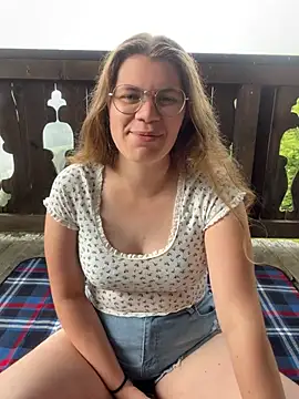Lina-Love online show from 30, 6, 2026