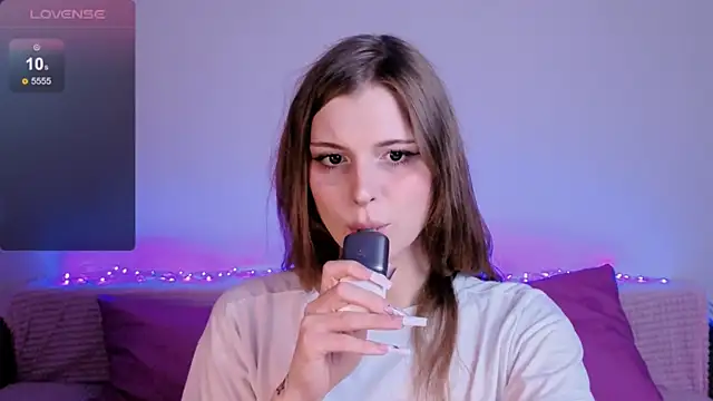 LouiseKane online show from 26, 7, 2026