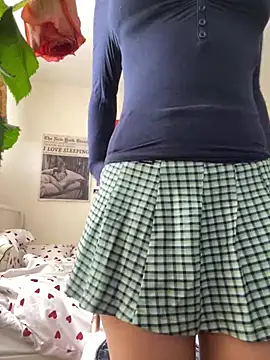 Young Lizzie online show from 28, 5, 2026
