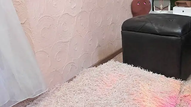 lililiana online show from 22, 7, 2026
