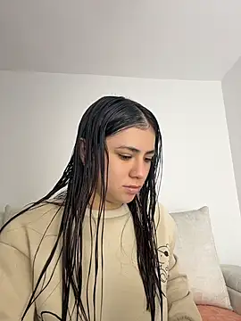 EmilyCxx online show from 21, 7, 2026