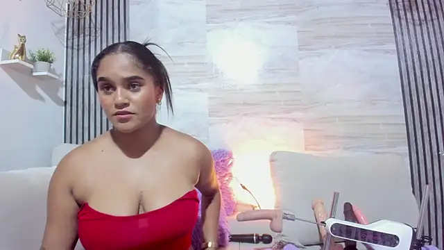 Liaa cams online show from 9, 5, 2026