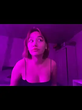 SuzieAllen online show from 5, 5, 2026