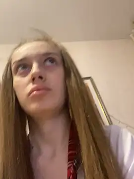  SweetAnna  online show from 18, 5, 2026
