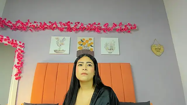 Snapshot of roxanneowens chatting on 1, 6, 2026 roxanneowens online show from 1, 6, 2026