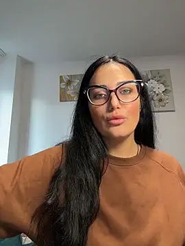 Snapshot of AnyEvyy chatting on 9, 6, 2026 AnyEvyy online show from 9, 6, 2026