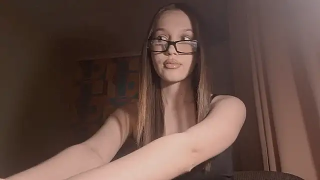 Katrinethequeen online show from 10, 5, 2026