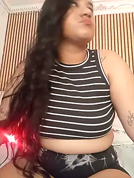 Snapshot of NATY_BUSTOS chatting on 10, 5, 2026 NATY BUSTOS online show from 10, 5, 2026