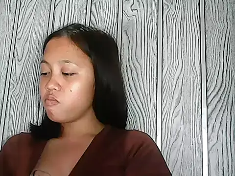 Snapshot of Yours_AsianPinayGirl18 chatting on 25, 7, 2026 Yours AsianPinayGirl18 online show from 25, 7, 2026