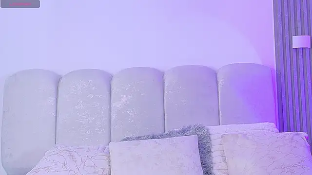 ScarlettVelvet online show from 15, 5, 2026