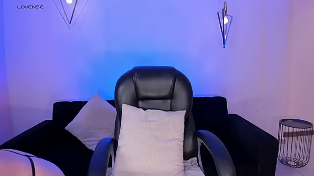 BellaStormX online show from 23, 5, 2026