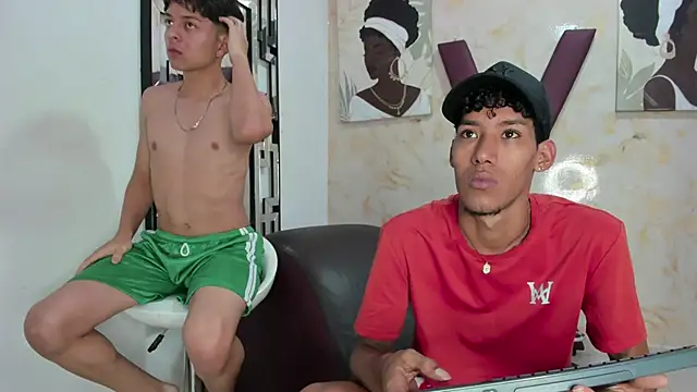 Snapshot of RED_BOYS_XXX chatting on 29, 5, 2026 RED BOYS XXX online show from 29, 5, 2026