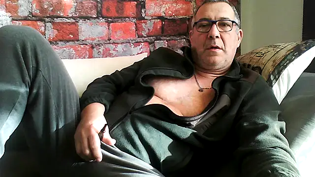 Soloyan online show from 4, 2, 2026