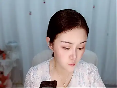 Amy-cnbaby online show from 8, 6, 2026
