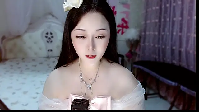 Amy-cnbaby online show from 13, 7, 2026