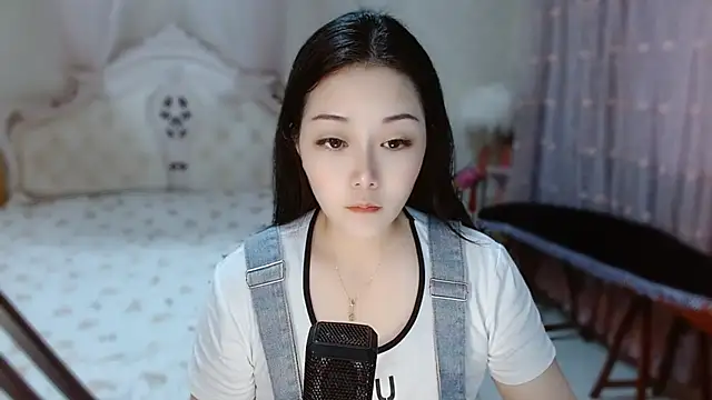 Amy-cnbaby online show from 20, 7, 2026