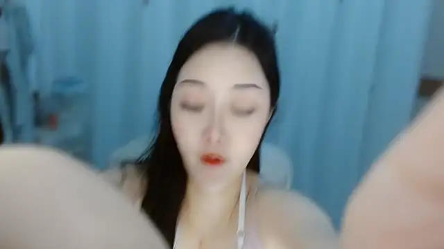 Amy-cnbaby online show from 22, 7, 2026