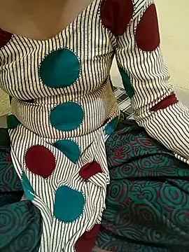 Seema yadav01 online show from 15, 7, 2026