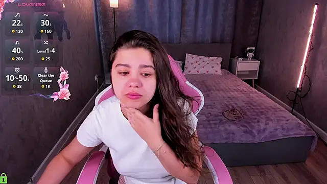 Trisha Moore online show from 20, 6, 2026