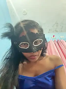 Dimpu queens online show from 10, 5, 2026