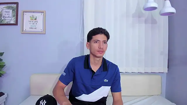 Snapshot of Alejo-and-Thiago chatting on 15, 7, 2026 Alejo-and-Thiago online show from 15, 7, 2026